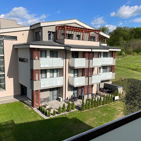 Apartman Flower Подгайська Екстер'єр фото